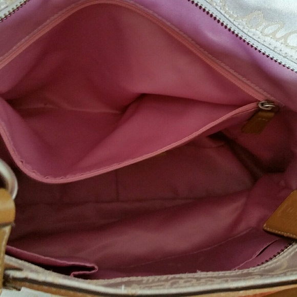 Authentic Coach handbag - Picture 3 of 5